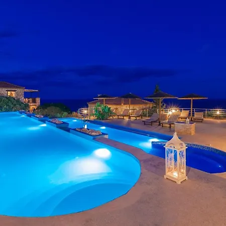 Strofilia Authentic Feriehus Skinária