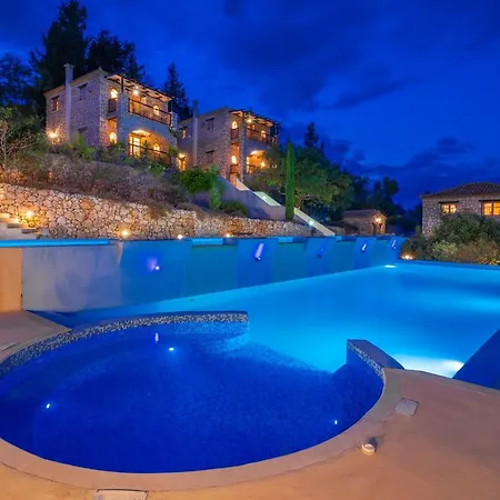 Semesterbostad Strofilia Authentic