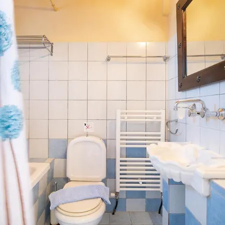 Strofilia Authentic *