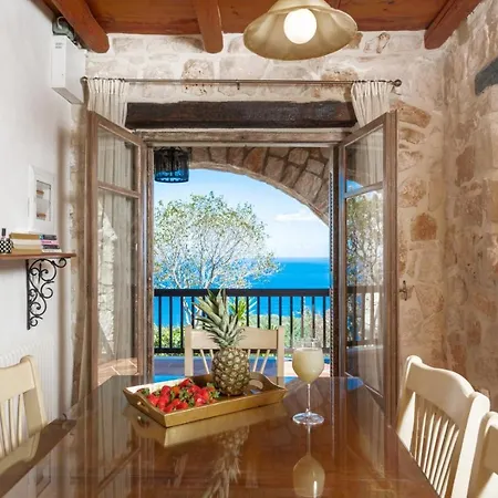 Semesterbostad Strofilia Authentic Skinária