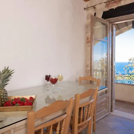 Strofilia Authentic 펜션 Skinária