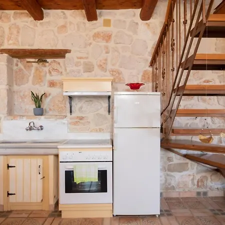 Strofilia Authentic 펜션